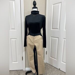 Dknyc women’s capri ,size 06,black and tan